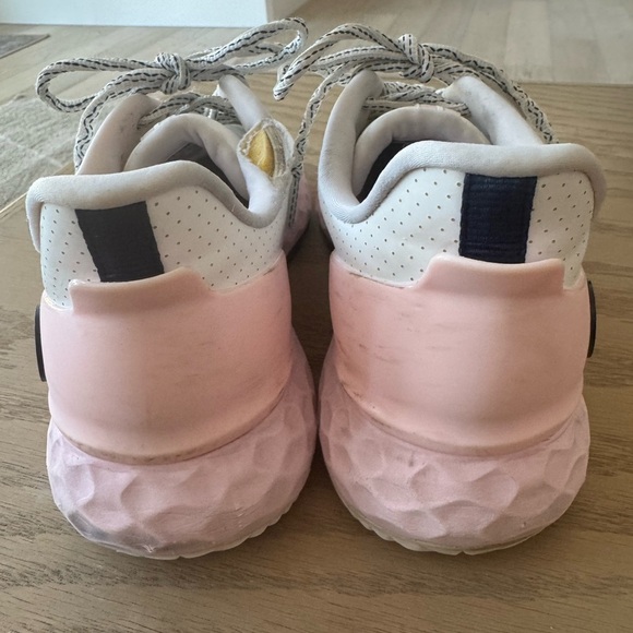 G/FORE Womens Perforated MG4+ Golf Shoes - Snow/Blush Size 8.5 - Picture 2 of 6